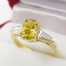 แหวนบุษราคัม พลอยสีเหลือง ประดับเพชร แหวนทองแท้ชุบ 5 ไมครอน