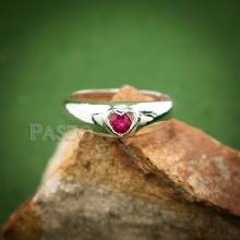 แหวนทับทิม แหวนเงิน กรอบรูปหัวใจ พลอยทับทิม พลอยสีแดง แหวนพลอยทับทิม