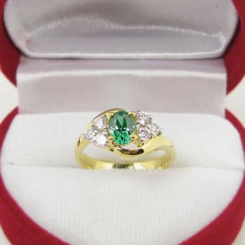 แหวนมรกต ประดับเพชร แหวนพลอยสีเขียว #2