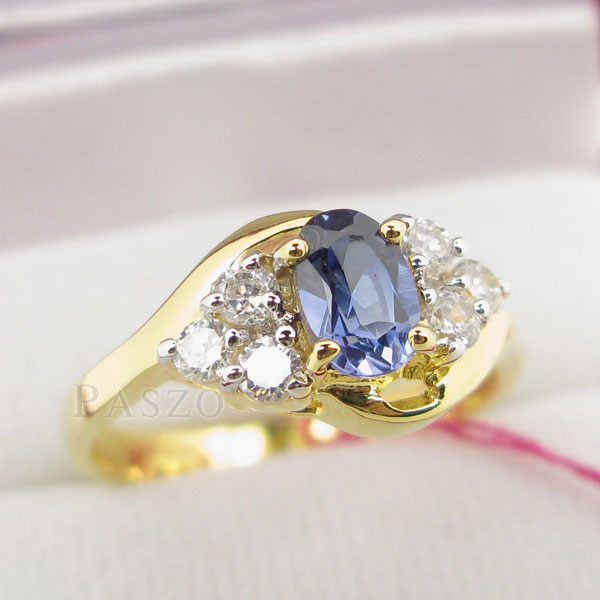 แหวนพลอยไพลิน พลอยสีน้ำเงินประดับเพชร ตัวเรือนทองไมครอน #1