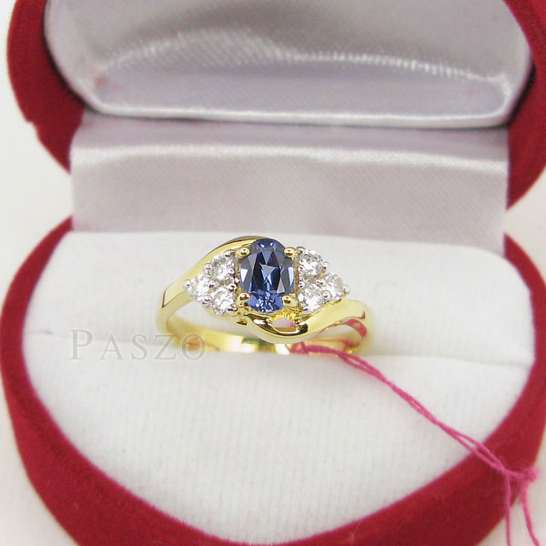 แหวนพลอยไพลิน พลอยสีน้ำเงินประดับเพชร ตัวเรือนทองไมครอน #4