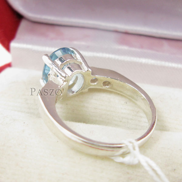 แหวนพลอยบูลโทพาซ สีฟ้า ประดับเพชรบ่าข้าง #4