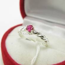 แหวนทับทิม พลอยสีแดง เม็ดกลมเล็กๆ บ่าแหวนตีเกลียว แหวนเงินแท้